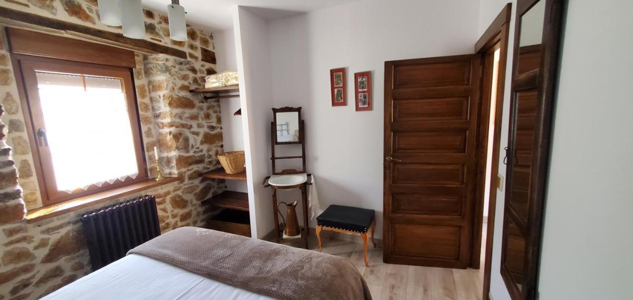 Casa Rural Carmen Luna Mallo de Luna Exteriör bild