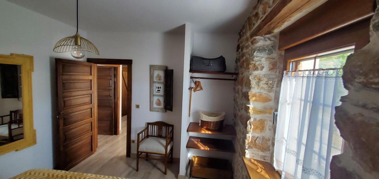 Casa Rural Carmen Luna Mallo de Luna Exteriör bild